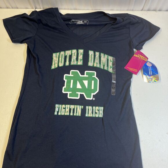 CH Woman’s NWT Notre Dame V Neck  Shirt Fighting Irish ND Campus Heritage Medium - Picture 1 of 4